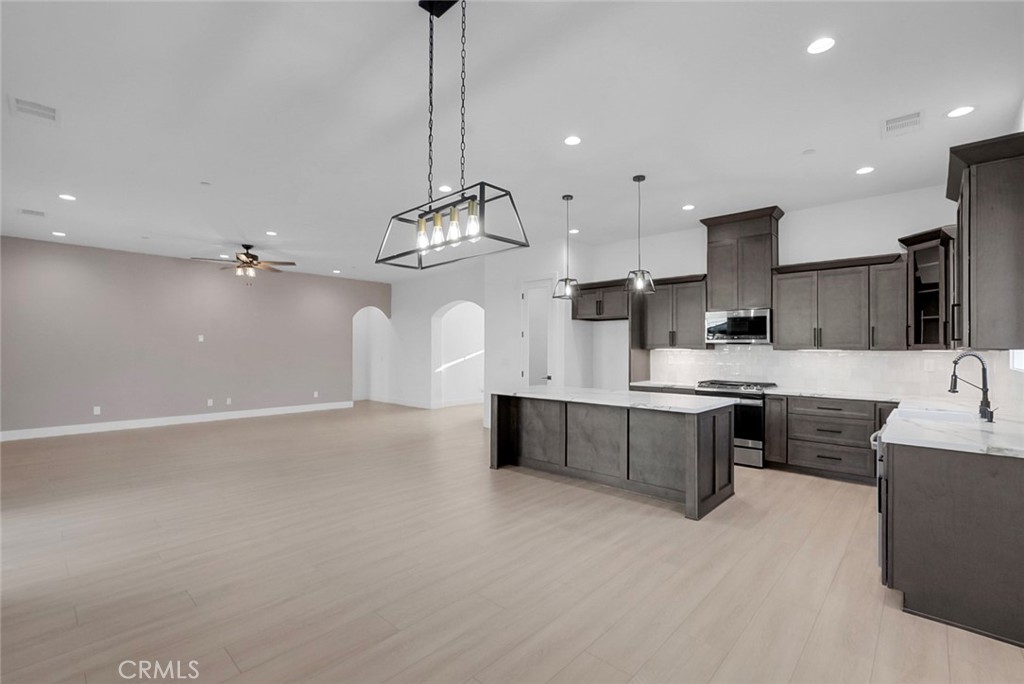 3394 Banbury, Merced, CA 95340