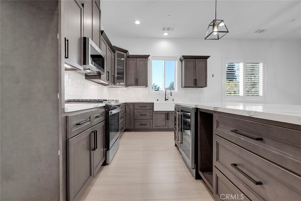 3394 Banbury, Merced, CA 95340