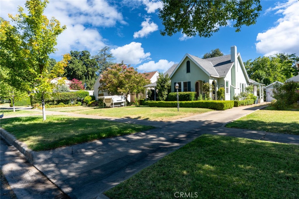 119 W 27th, Merced, CA 95340