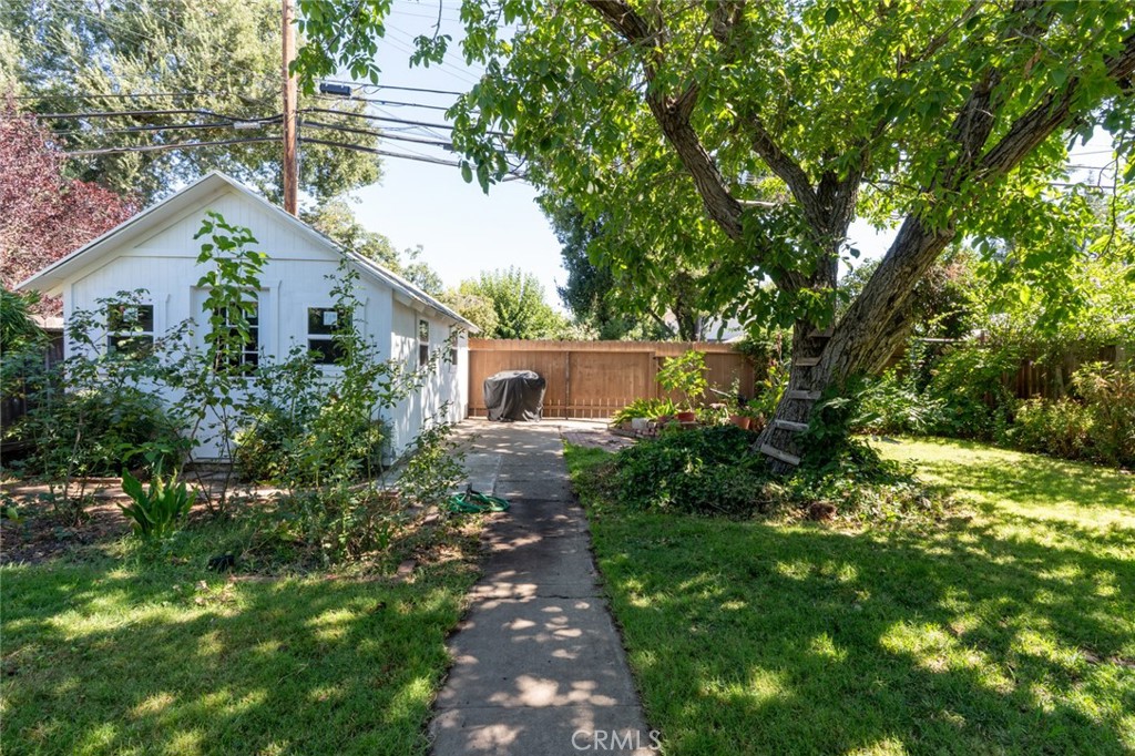 119 W 27th, Merced, CA 95340