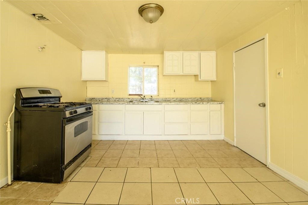 217 Rio Grande Ave, Modesto, CA 95351