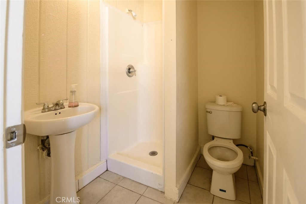217 Rio Grande Ave, Modesto, CA 95351