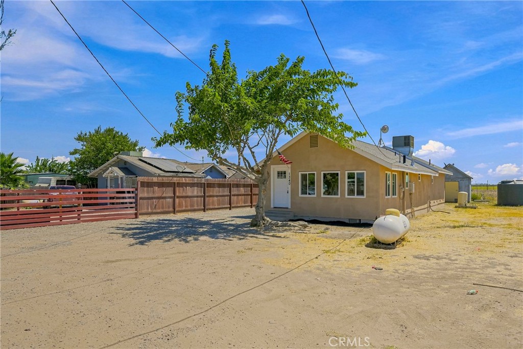 1340 Rita Mae, Merced, CA 95341
