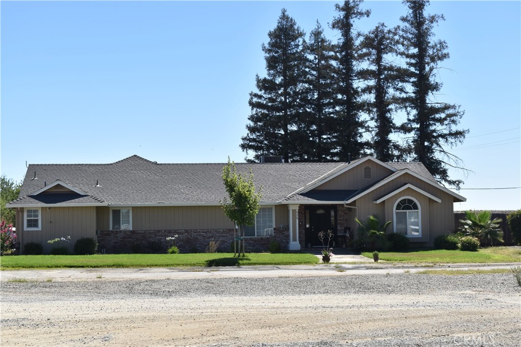 220 W Bellevue rd, Merced, CA 95348