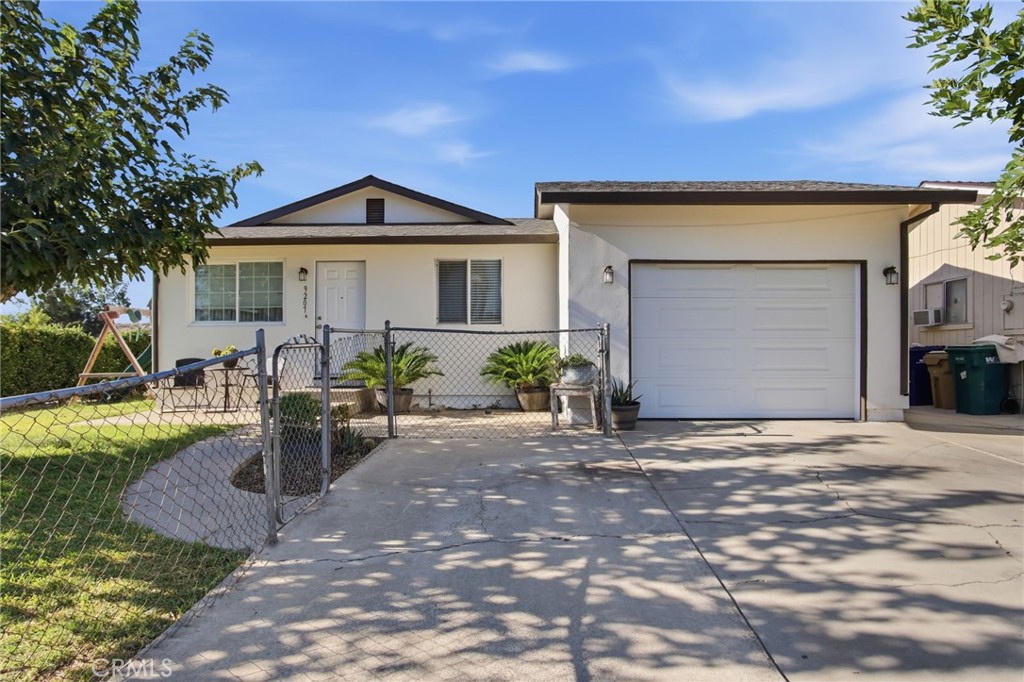 9207 Ayala Ct, Planada, CA 95340