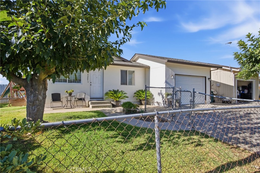 9207 Ayala Ct, Planada, CA 95340