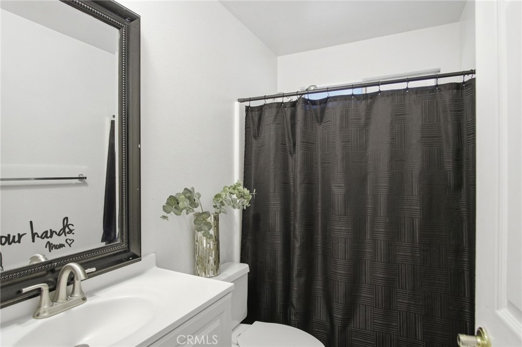 9207 Ayala Ct, Planada, CA 95340