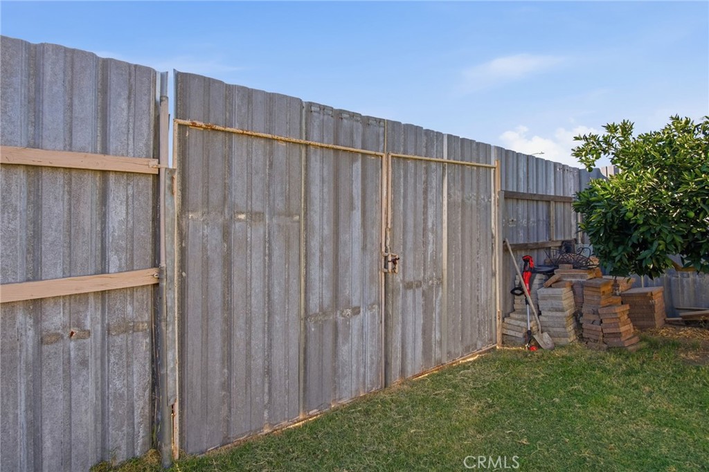 9207 Ayala Ct, Planada, CA 95340