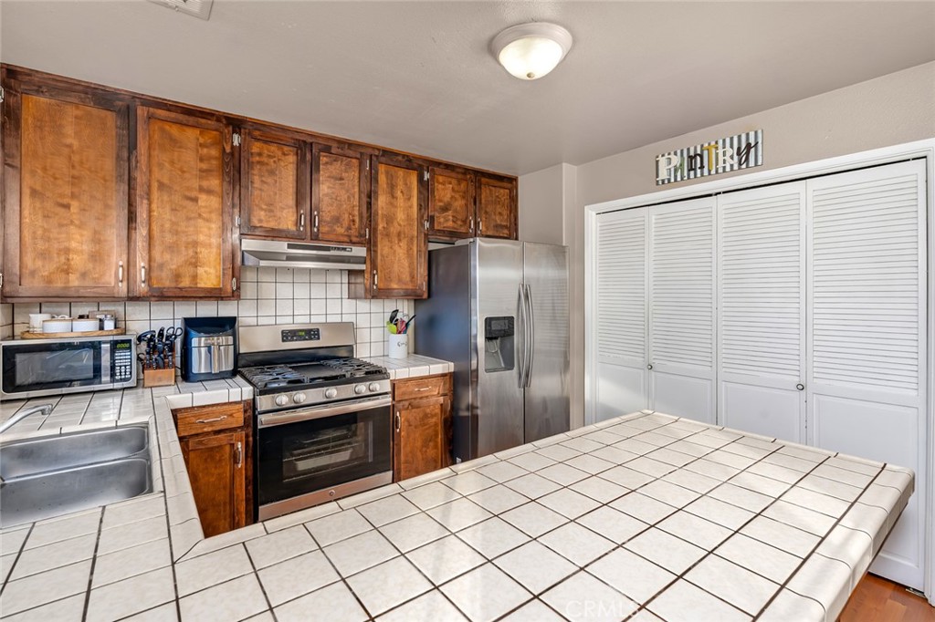 1417 E 20th, Merced, CA 95340