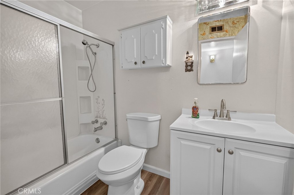 1163 Santa Lea, Los Banos, CA 93635