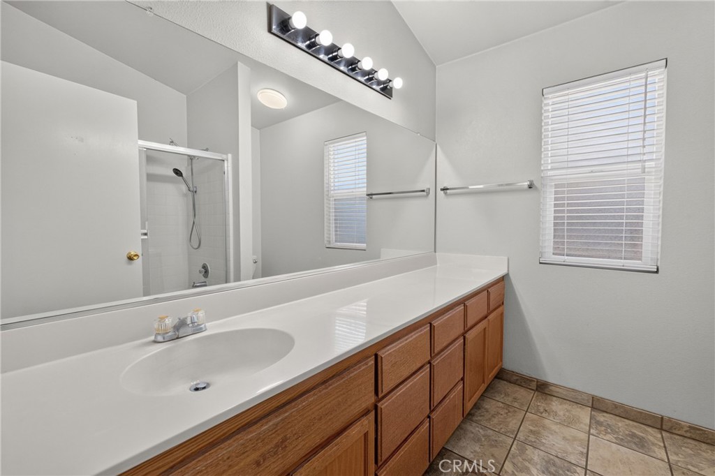 2149 Spy Glass Ct, Merced, CA 95340