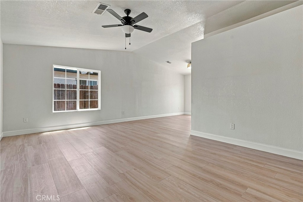 156 El Verano Ct, Merced, CA 95341