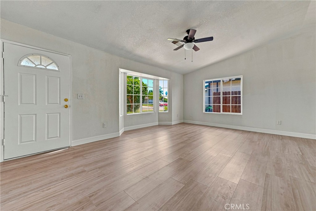 156 El Verano Ct, Merced, CA 95341