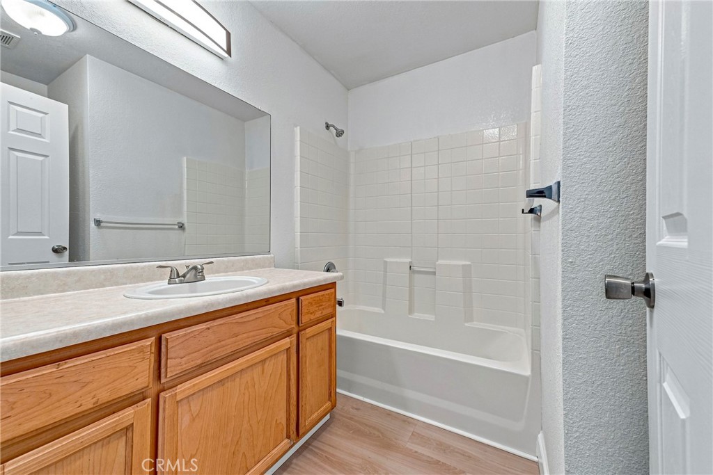 156 El Verano Ct, Merced, CA 95341