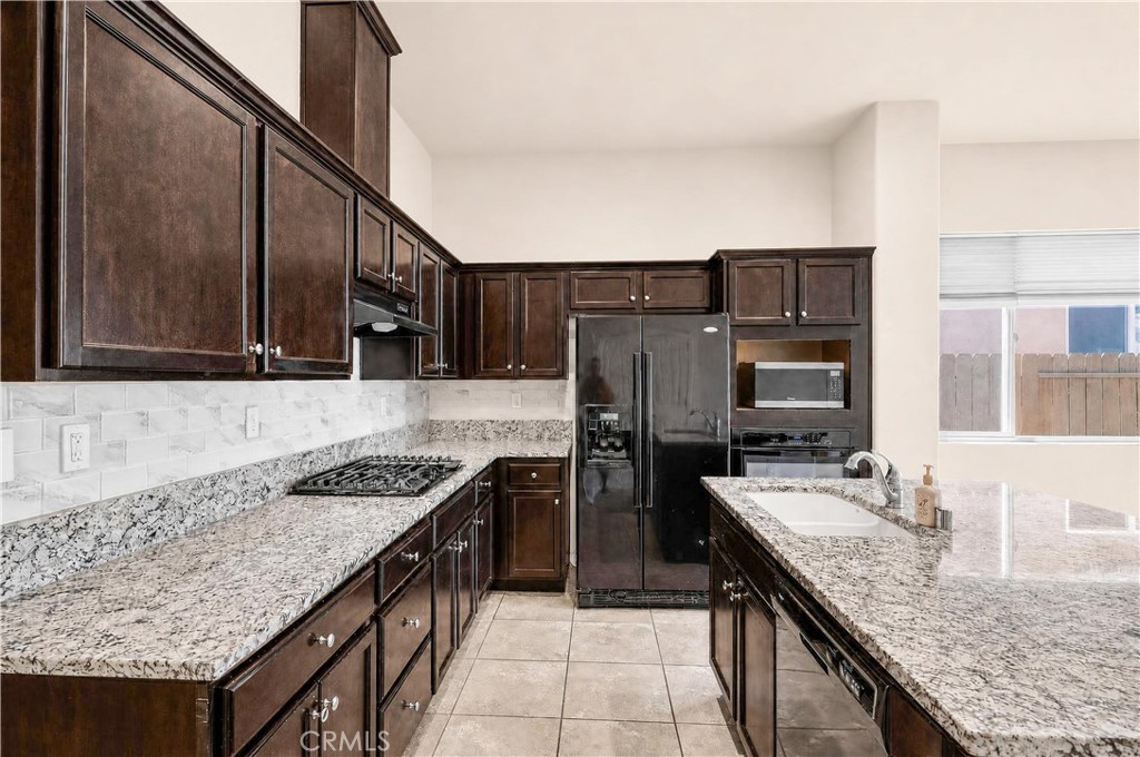4395 Strathmore, Merced, CA 95348