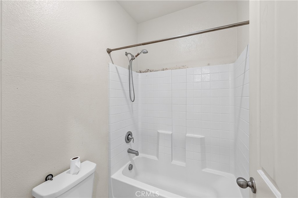 4395 Strathmore, Merced, CA 95348