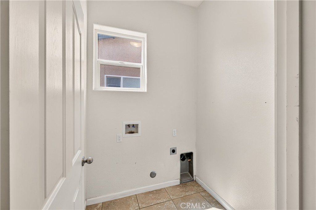 4395 Strathmore, Merced, CA 95348