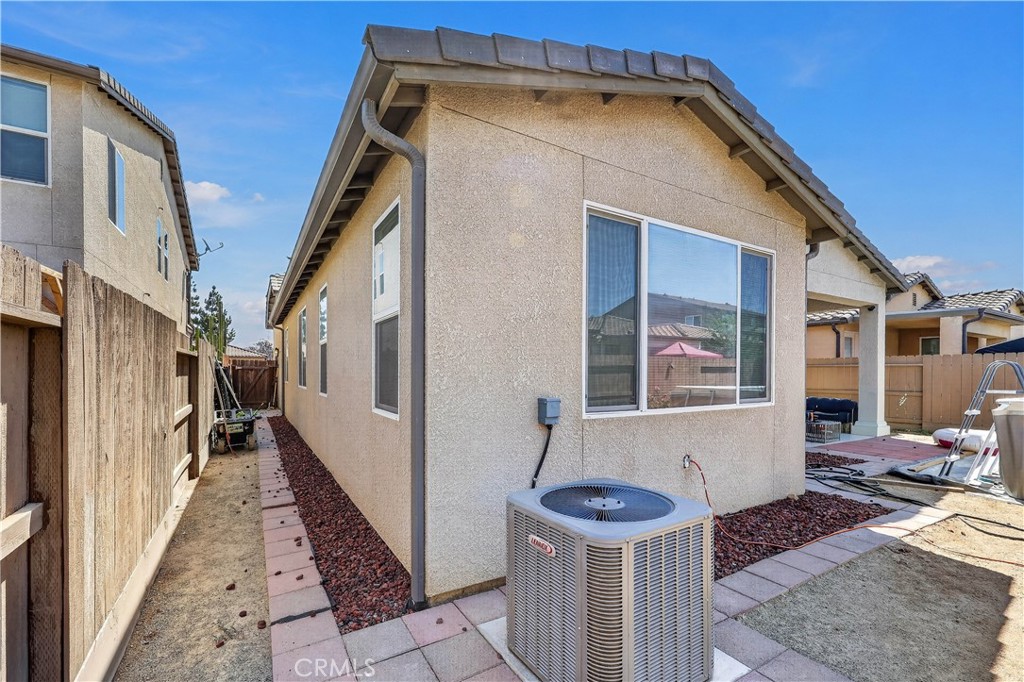 4395 Strathmore, Merced, CA 95348