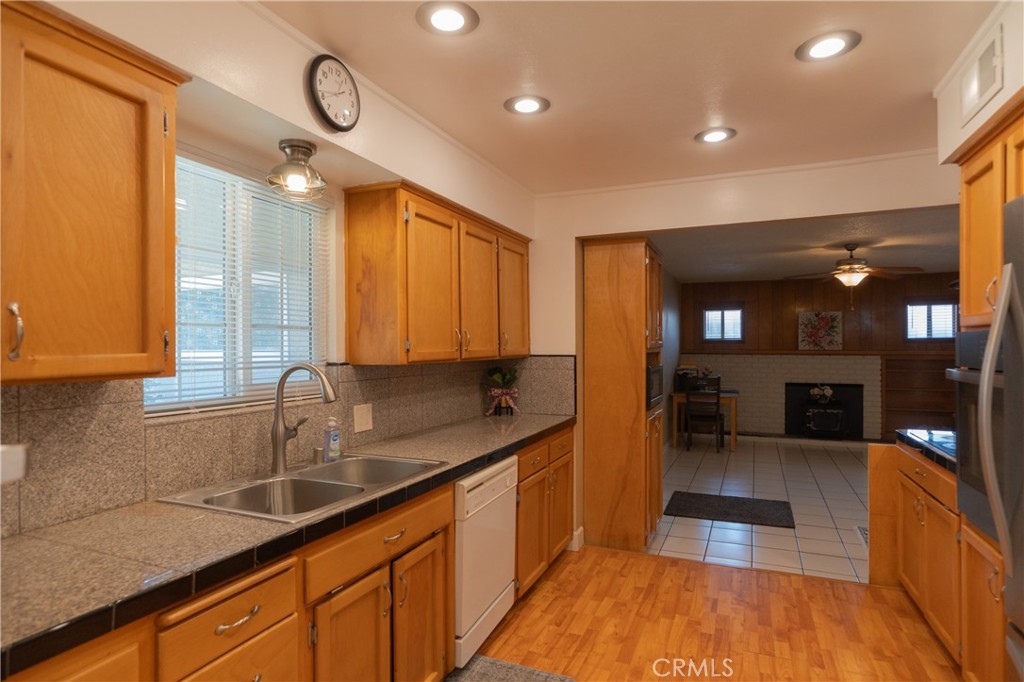 2617 Agnes, Merced, CA 95340