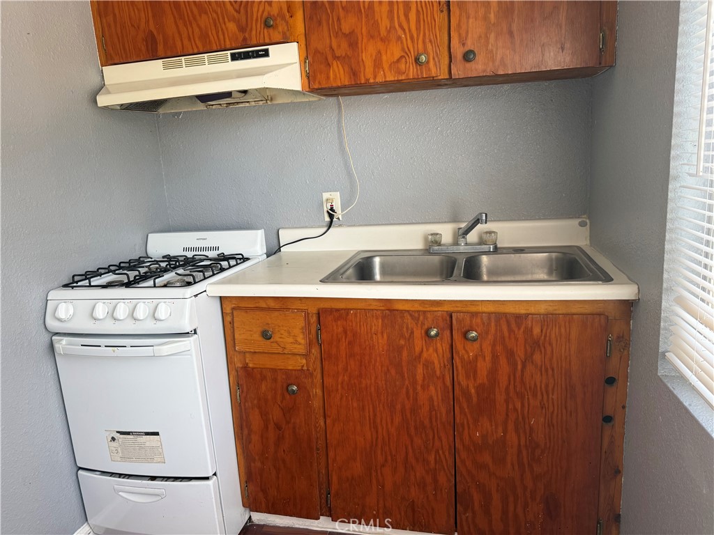 324 W 22nd, Merced, CA 95340