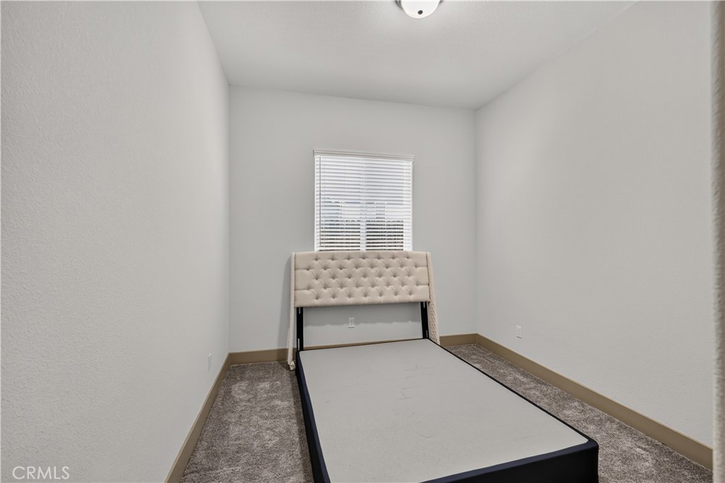 2462 Valverde, Merced, CA 95340