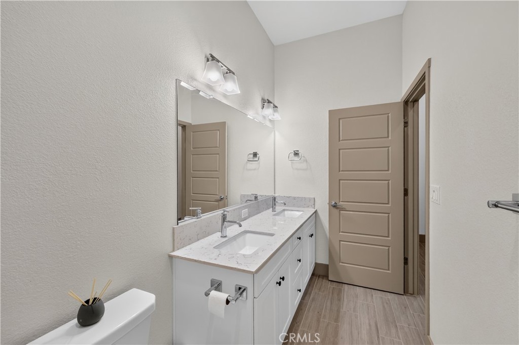 2462 Valverde, Merced, CA 95340