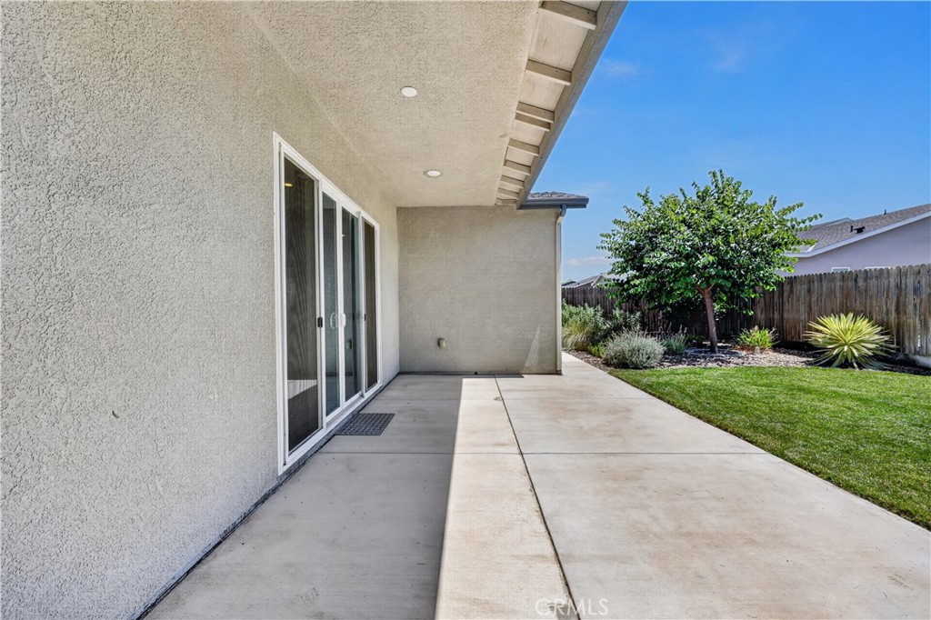 2462 Valverde, Merced, CA 95340