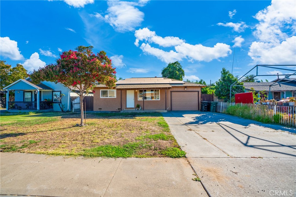 567 E, Waterford, CA 95386