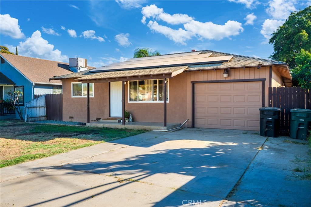 567 E, Waterford, CA 95386