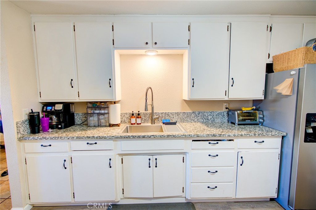 567 E, Waterford, CA 95386