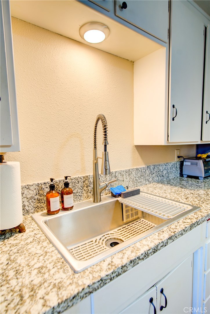 567 E, Waterford, CA 95386