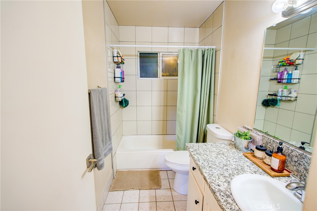 567 E, Waterford, CA 95386