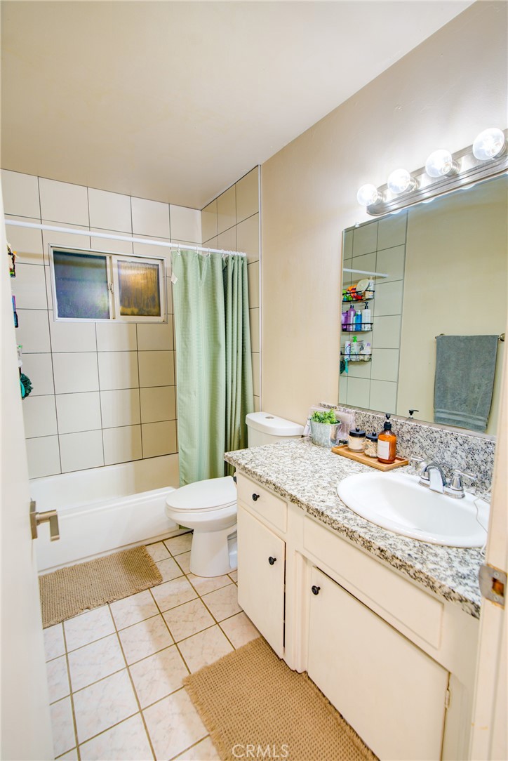 567 E, Waterford, CA 95386