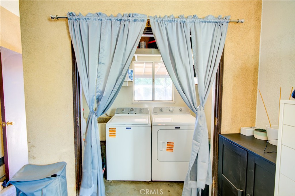 567 E, Waterford, CA 95386