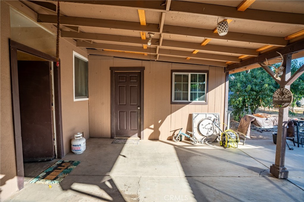 567 E, Waterford, CA 95386
