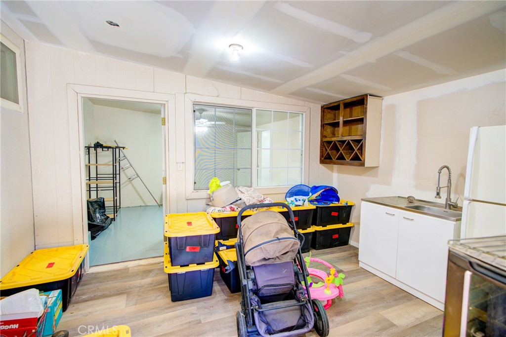 567 E, Waterford, CA 95386