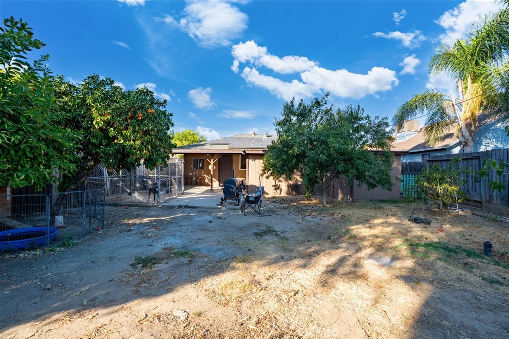 567 E, Waterford, CA 95386