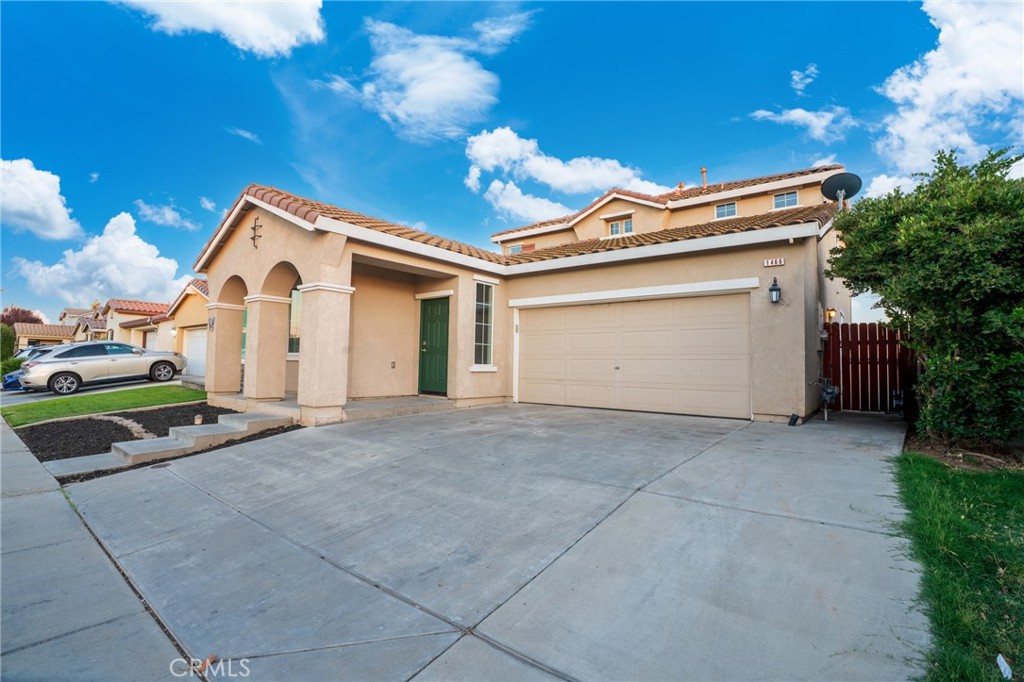 1466 La Sierra St, Merced, CA 95348