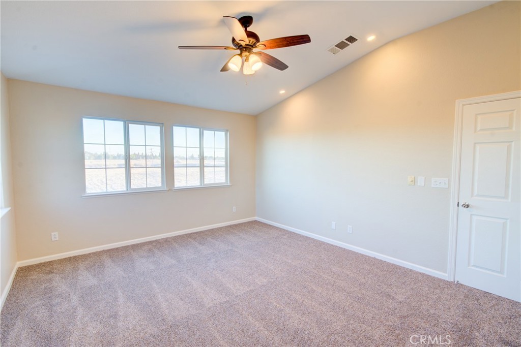 1466 La Sierra St, Merced, CA 95348