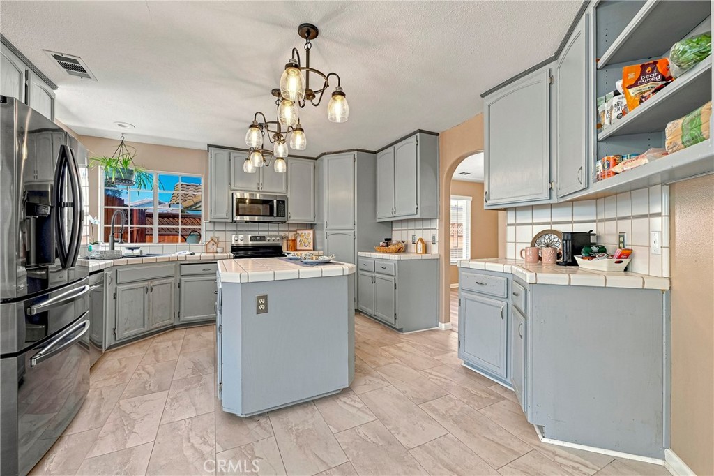 3433 Paseo Verde, Merced, CA 95348