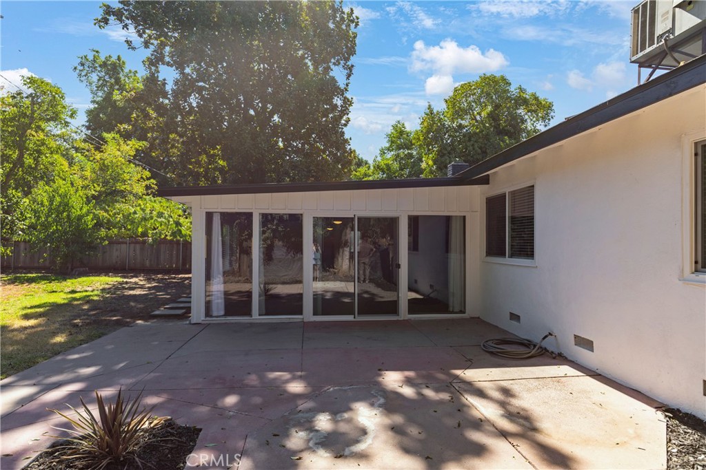1163 W 25th, Merced, CA 95340