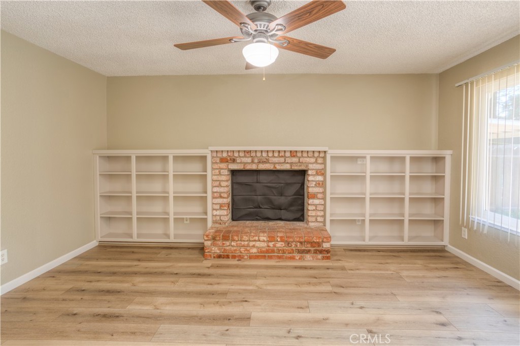 2300 E Hawkeye Ave, Turlock, CA 95380