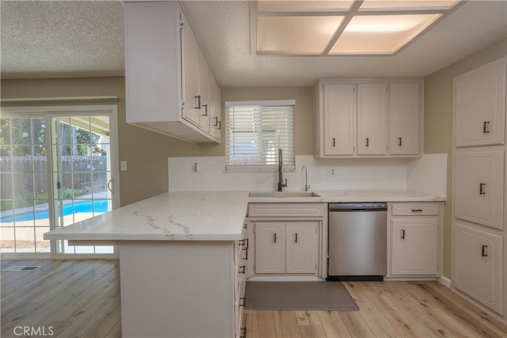 2300 E Hawkeye Ave, Turlock, CA 95380