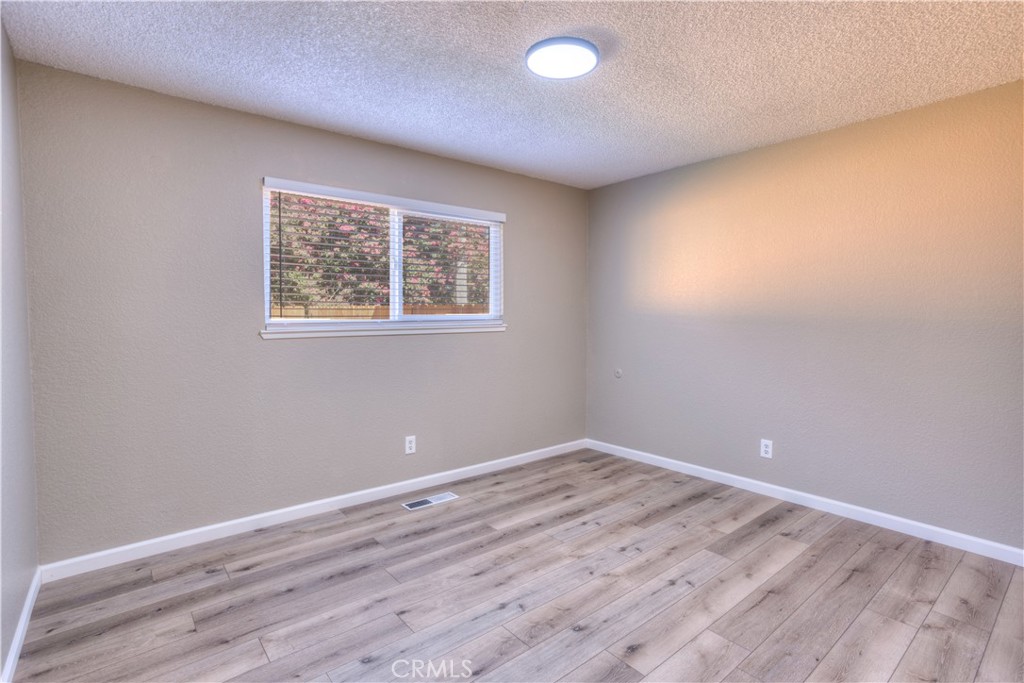 2300 E Hawkeye Ave, Turlock, CA 95380