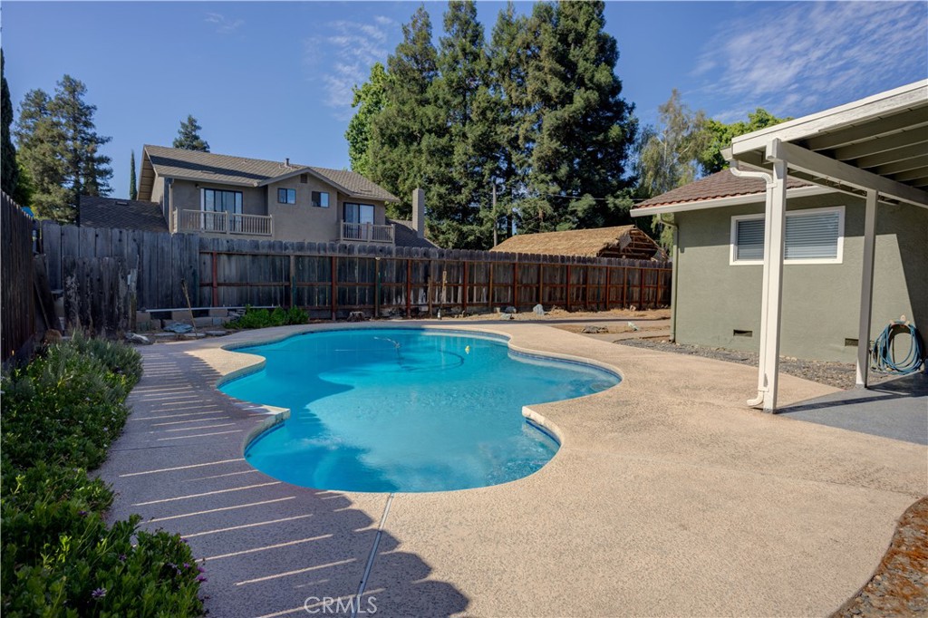 2300 E Hawkeye Ave, Turlock, CA 95380