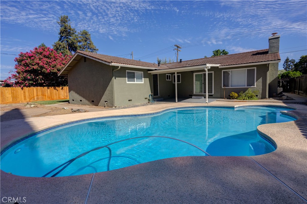 2300 E Hawkeye Ave, Turlock, CA 95380