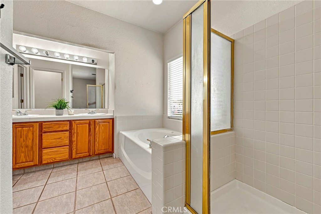 1821 Woodland Hills, Atwater, CA 95301