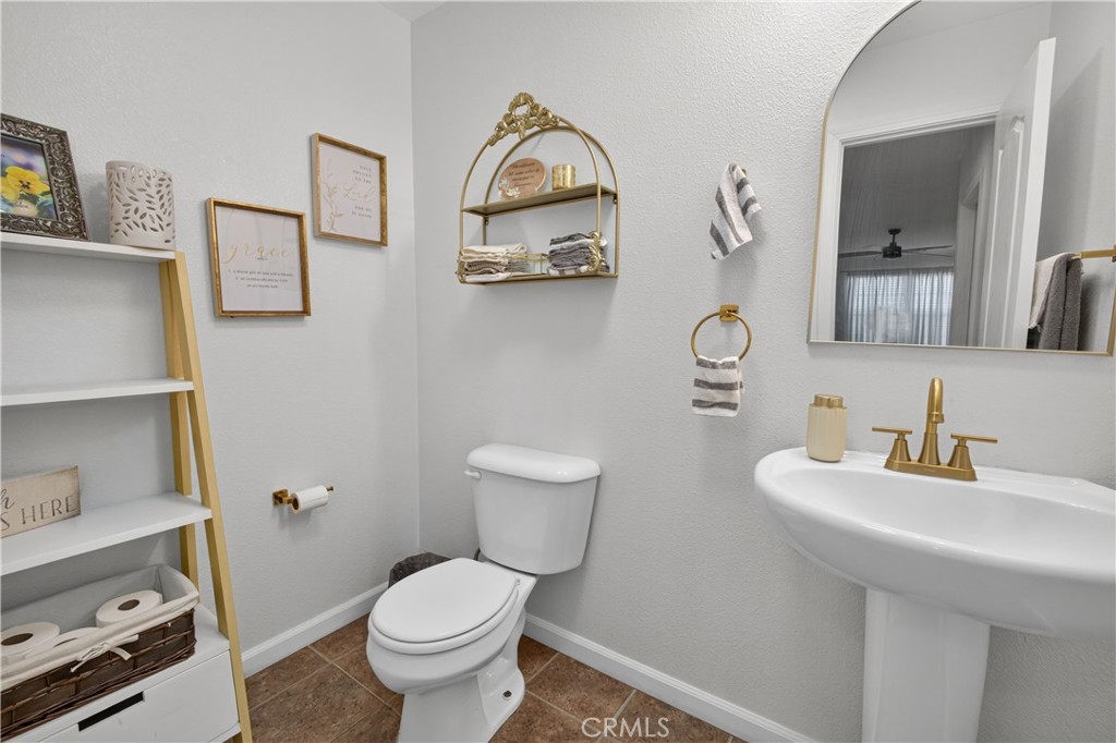 3063 Bodie, Merced, CA 95341