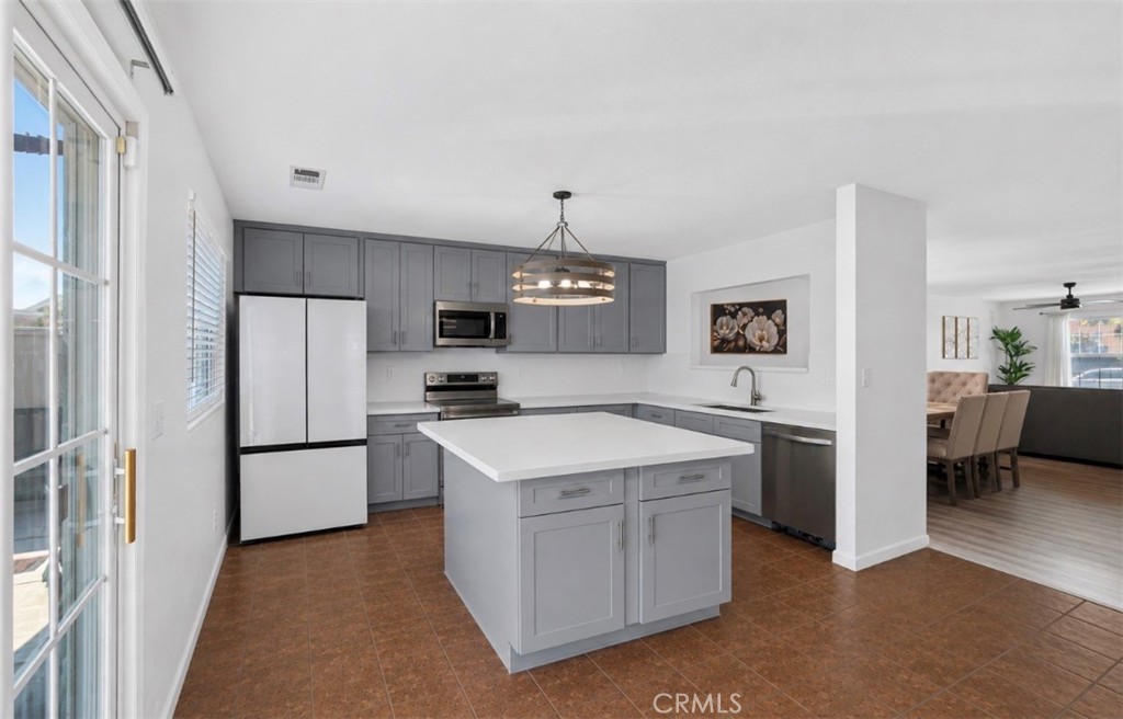 3063 Bodie, Merced, CA 95341