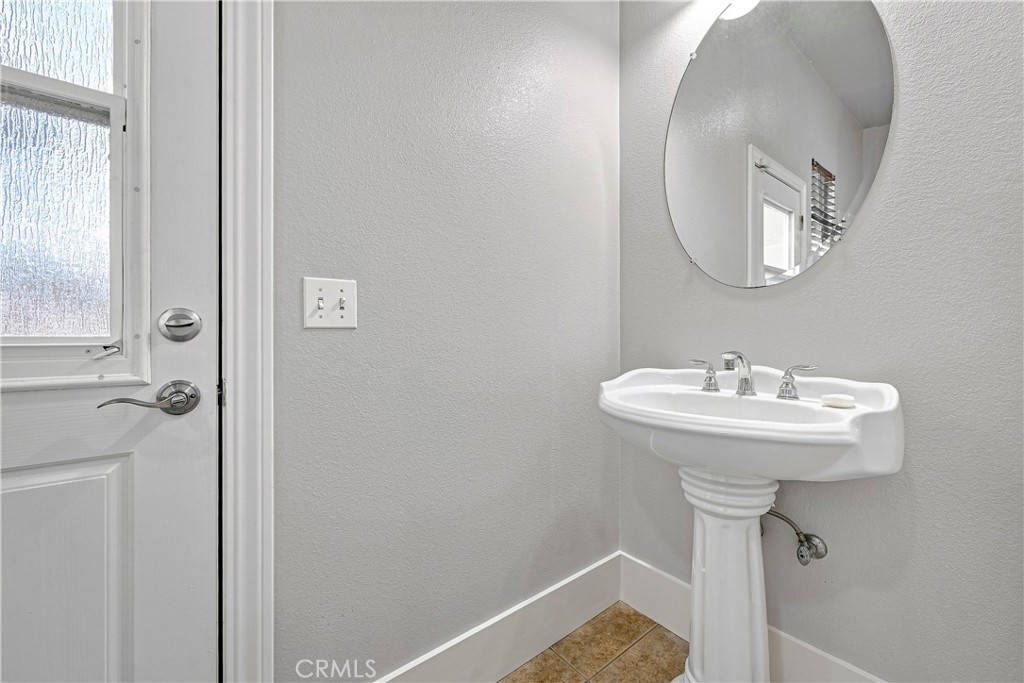 1702 Joeys, Atwater, CA 95301